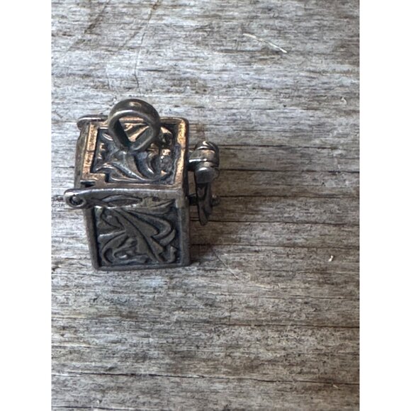 Vintage Sun West Sterling Silver Prayer Box Pendant Charm - Picture 2 of 9